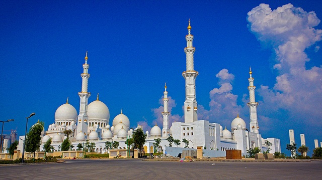 
В 2014 году Абу-Даби примет 3,1 млн туристов