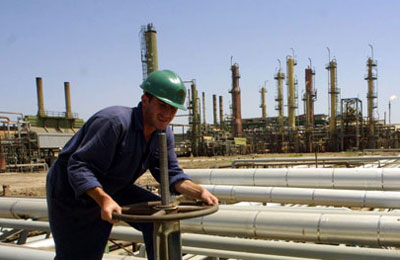 
Южный Судан прекратил добычу нефти из-за конфликта с Суданом
